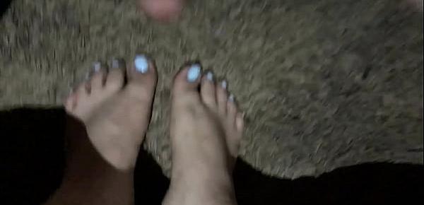  Cumshot on her sexy feet and toes